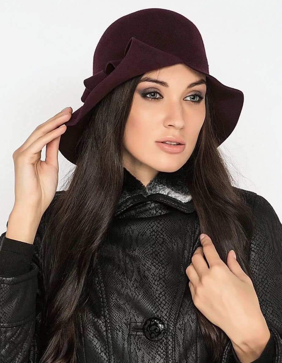 Chapéu de feltro estiloso